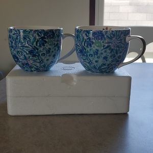 Tea cups